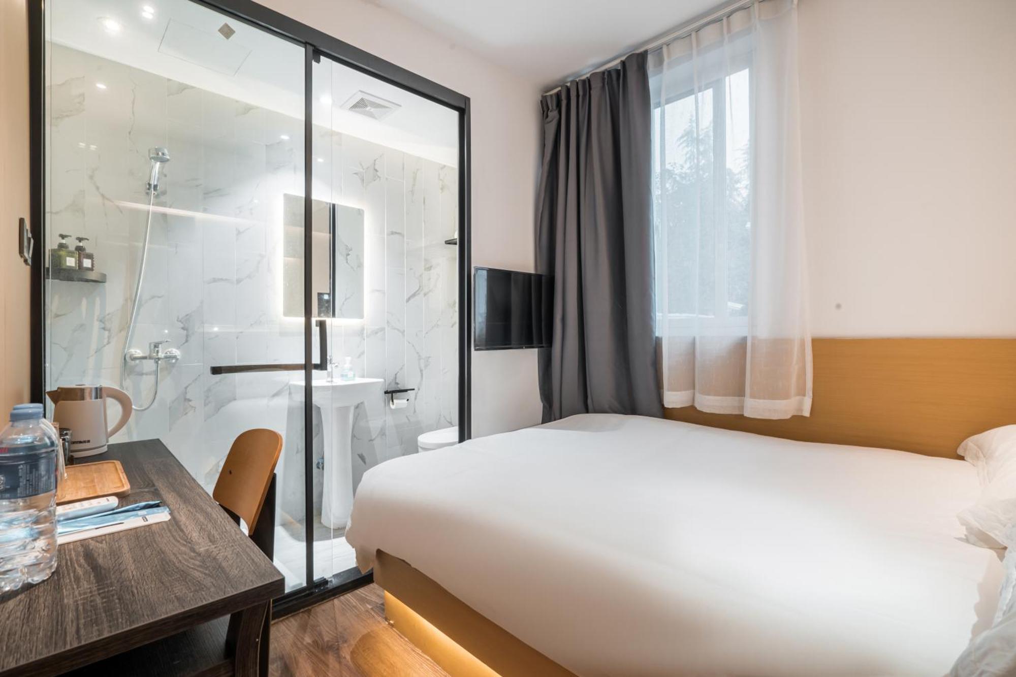 Joy Hongqiao Airport And Railway Hotel Shanghai Eksteriør billede